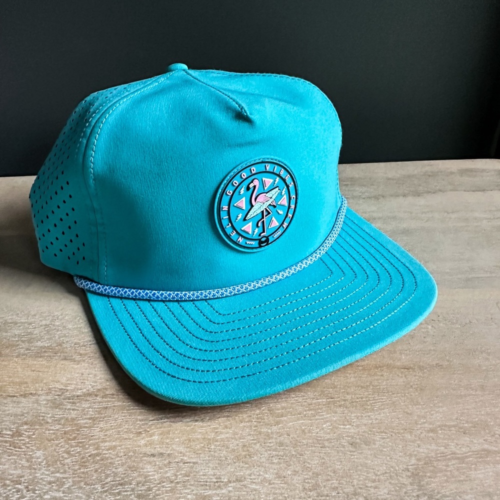 Melin Hydro Coronado hat 56 cm Neon Blue